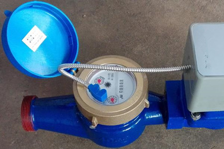 預付費(fei)水表選(xuǎn)擇時注(zhu)意哪些(xie)方面？國(guó)信科普(pǔ)！