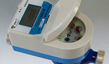 高精(jing)度智能水表的功(gong)能和技術參數介(jie)紹